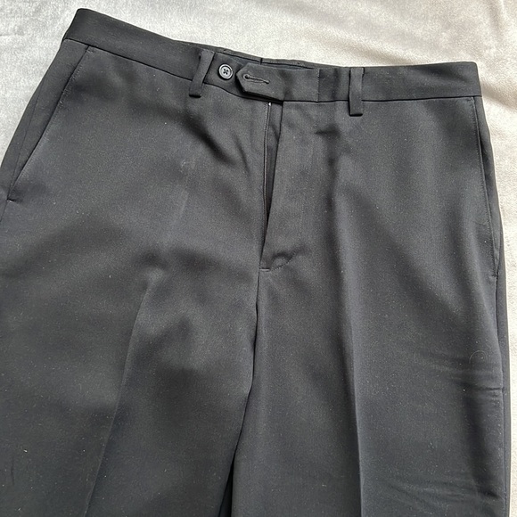 Liz Claiborne Mens Dress Pants | Size 33W x 32 L| - Picture 9 of 12